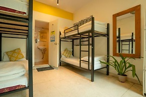 Locomo Express - Stay Work Eat