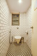 Locomo Express - Stay Work Eat