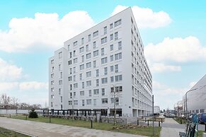 8th Floor Apartment in Warsaw by Renters