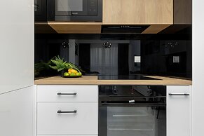 8th Floor Apartment in Warsaw by Renters