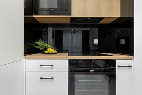 8th Floor Apartment in Warsaw by Renters