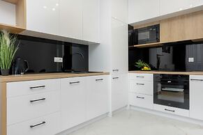 8th Floor Apartment in Warsaw by Renters