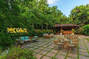 Locomo Boutique, Morjim - Stay Work Eat