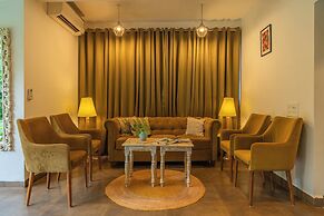 Locomo Boutique, Morjim - Stay Work Eat