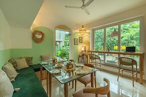 Locomo Boutique, Morjim - Stay Work Eat