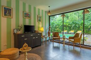 Locomo Boutique, Morjim - Stay Work Eat