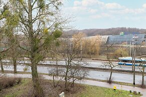 Charming Apartment in Gdynia by Renters