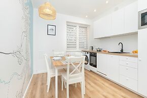 Charming Apartment in Gdynia by Renters