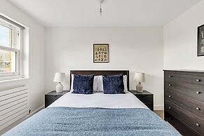 Chiswick Charm: 1 Bed Gem