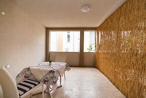 Studio Apartments Near Center 1