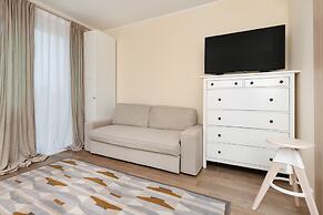 Beige Studio for 4 in Gdynia by Renters