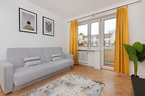 Apartment With Balcony Gdańsk by Renters