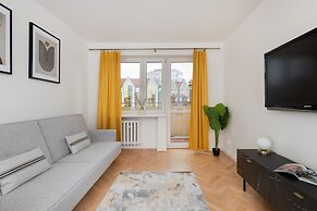 Apartment With Balcony Gdańsk by Renters