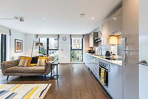 Spacious and Trendy Shoreditch Flat