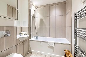 Spacious and Trendy Shoreditch Flat