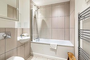 Spacious and Trendy Shoreditch Flat
