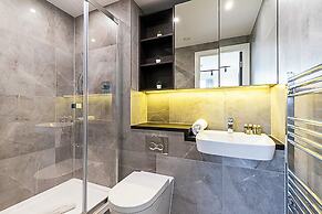 Modern North Acton Flat With City View