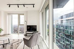 Modern North Acton Flat With City View