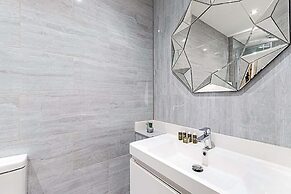 Beautiful Two Bedroom Abode in Notting Hill