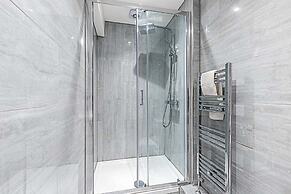 Beautiful Two Bedroom Abode in Notting Hill