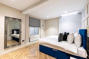 Beautiful Two Bedroom Abode in Notting Hill