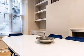 Beautiful Two Bedroom Abode in Notting Hill