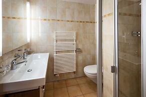 Hotel Bergidyll - Riders Haven Self Check-In Hotel