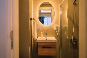 Taksim Santa Lucia Hotel