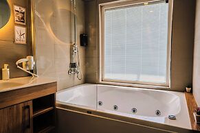 Taksim Santa Lucia Hotel