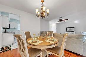 Sunny Retreat In Clearwater 2 Bedroom Home by RedAwning