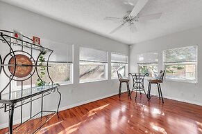 Sunny Retreat In Clearwater 2 Bedroom Home by RedAwning