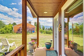 Skydance Cabin in Polson, 5 Mi to Flathead Lake!