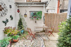 Centrally Located Philadelphia Townhome w/ Patio!