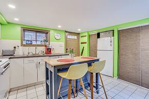 Centrally Located Philadelphia Townhome w/ Patio!