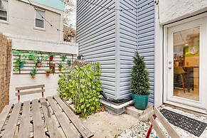 Centrally Located Philadelphia Townhome w/ Patio!