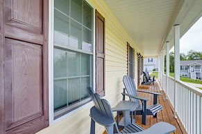 Charming Shenandoah Retreat w/ Deck & Grill!