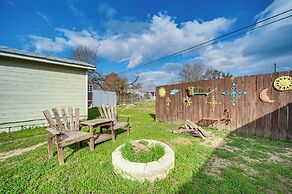 Cozy Canyon Lake Cottage Rental w/ Private Hot Tub