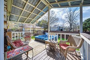 Cozy Canyon Lake Cottage Rental w/ Private Hot Tub