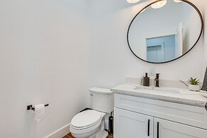 Pet-friendly Spicewood Home w/ Deck + Gas Grill!