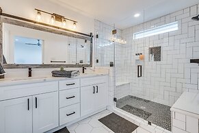 Pet-friendly Spicewood Home w/ Deck + Gas Grill!