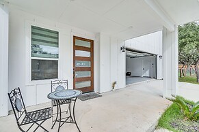 Pet-friendly Spicewood Home w/ Deck + Gas Grill!