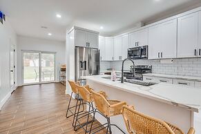 Pet-friendly Spicewood Home w/ Deck + Gas Grill!