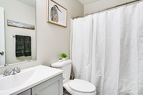 Spacious Utah Home: 34 Mi to Salt Lake City