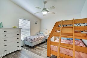 5 Mi to Downtown: Cape Coral Retreat w/ Lanai!