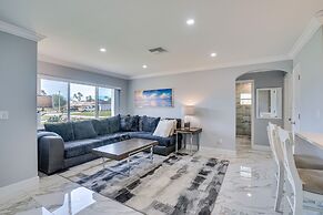 Game Room + Screened Lanai: Pine Island Getaway!