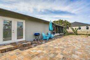 Game Room + Screened Lanai: Pine Island Getaway!