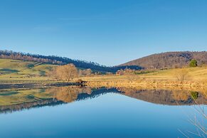 Historical Paris Cabin on Farm w/ Fire Pit!