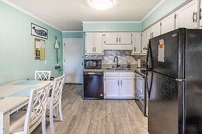 Myrtle Beach Condo w/ Balcony + Ocean Views!