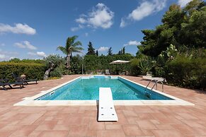 Villa Menhir with pool garden and tennis