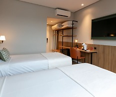 Hotel Monaro Guaporé